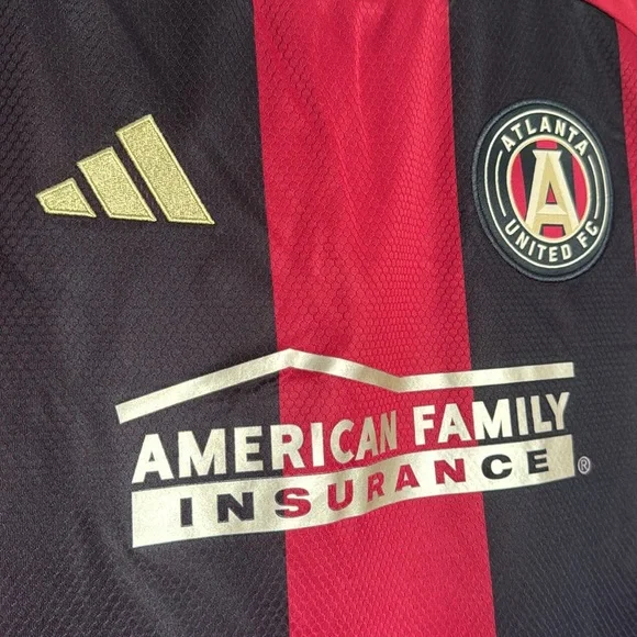 Atlanta United FC Women’s soccer Jersey Small NWT - Picture 3 of 9